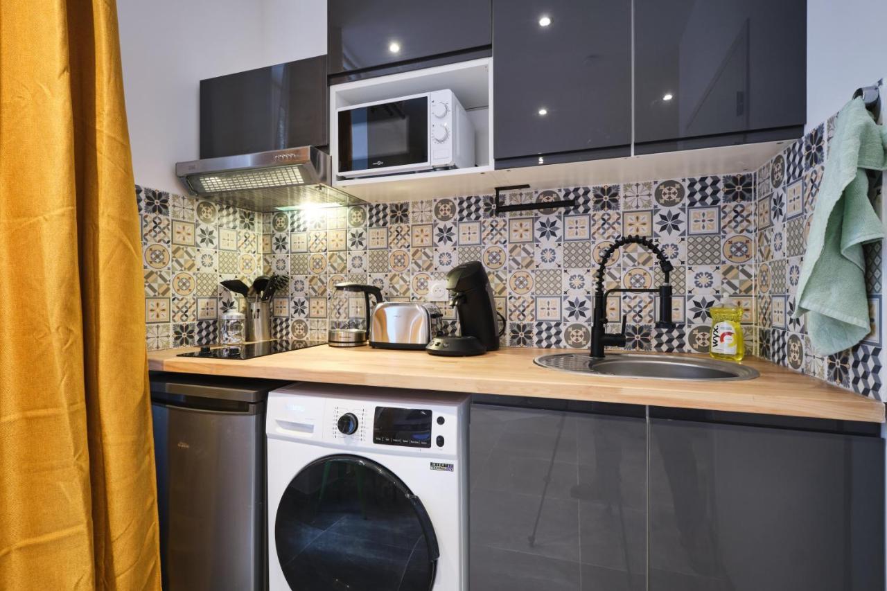 Place Carnot - Studio Tout Equipe Avec Jacuzzi Proche Toutes Commodites Carcassonne Exterior foto